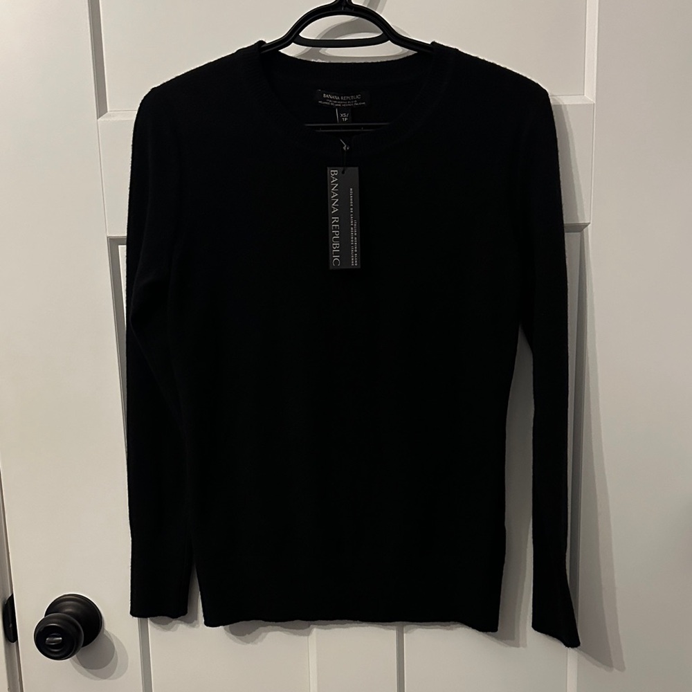 Banana Republic Black Crewneck Sweater